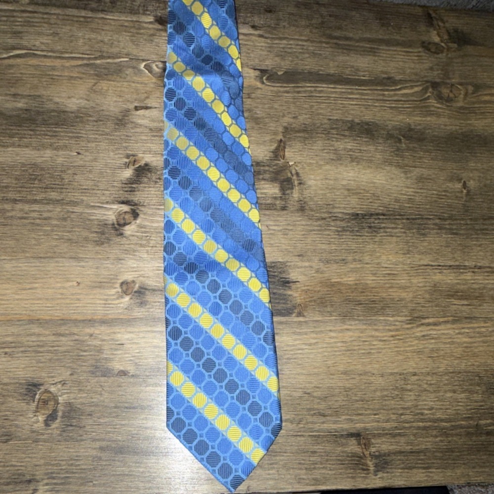 Vintage Levy's 100% Polyester Men's Tie: Blue Yellow Geometric Striped Woven